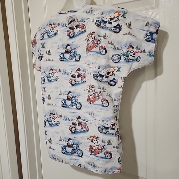 S.C.R.U.B.S. Women's Scrub Top Winter Holiday Snowman Biker Bikers Print V Neck - Picture 5 of 8